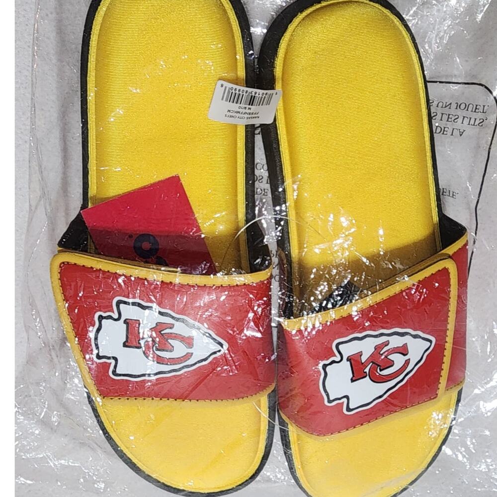 Kansas city chiefs foco slippers size medium 9/10